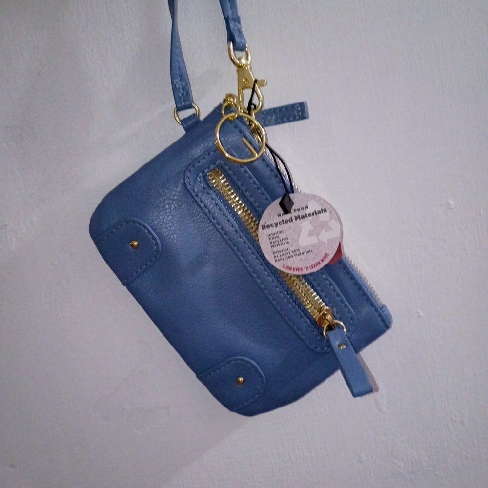 Recycled Materials Wallet/Reslet NWT